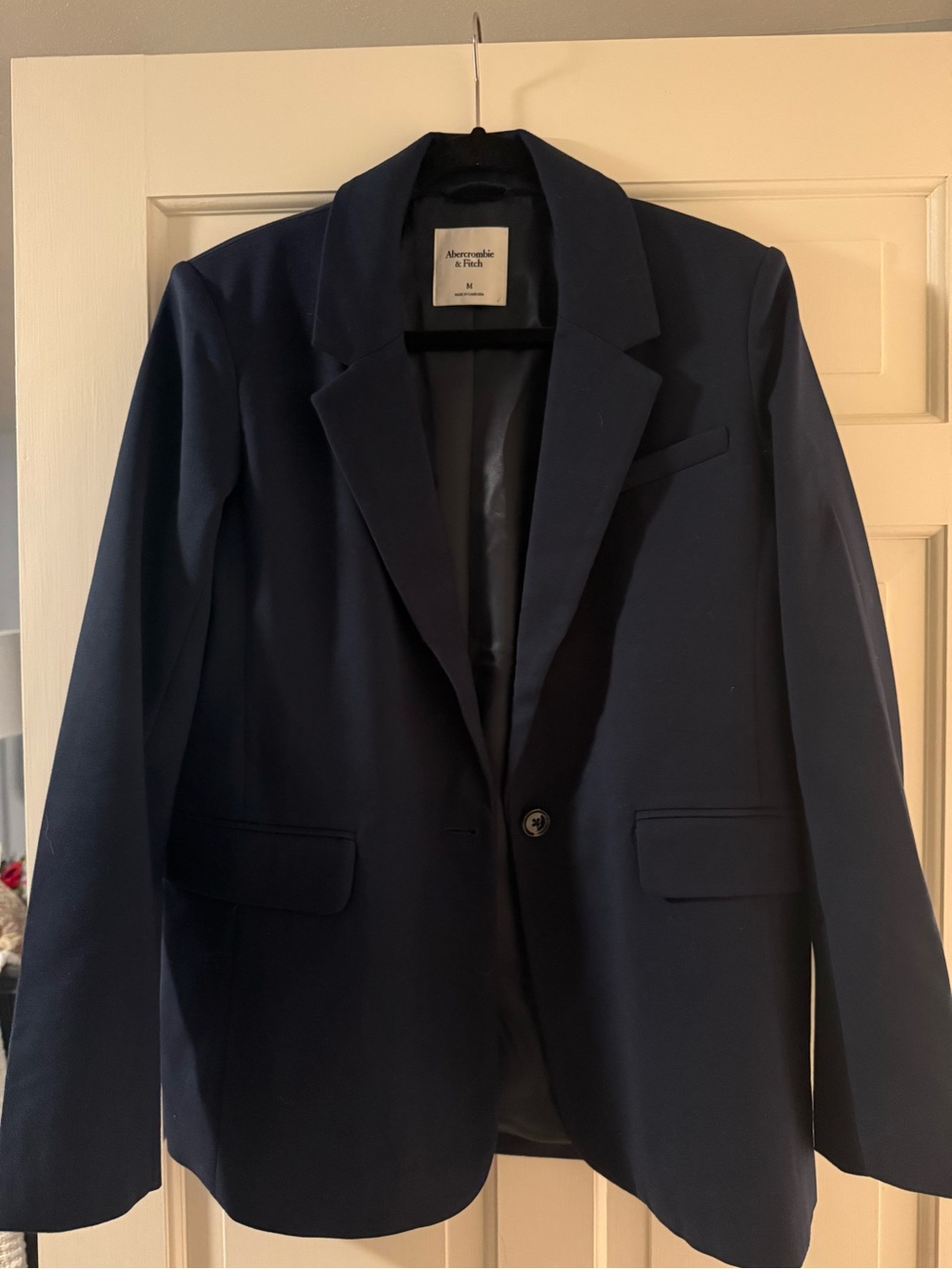 NWOT Abercrombie & Fitch Navy Single-Button Women's Blazer